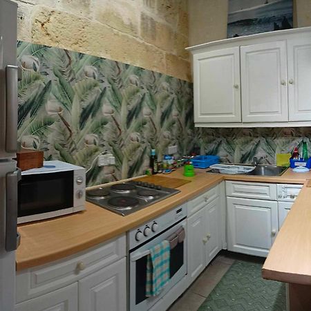Arthome - Guest Rooms 가르브 외부 사진