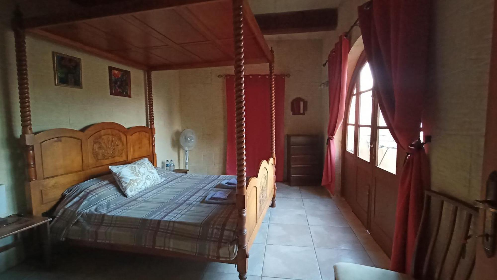 Arthome - Guest Rooms 가르브 외부 사진